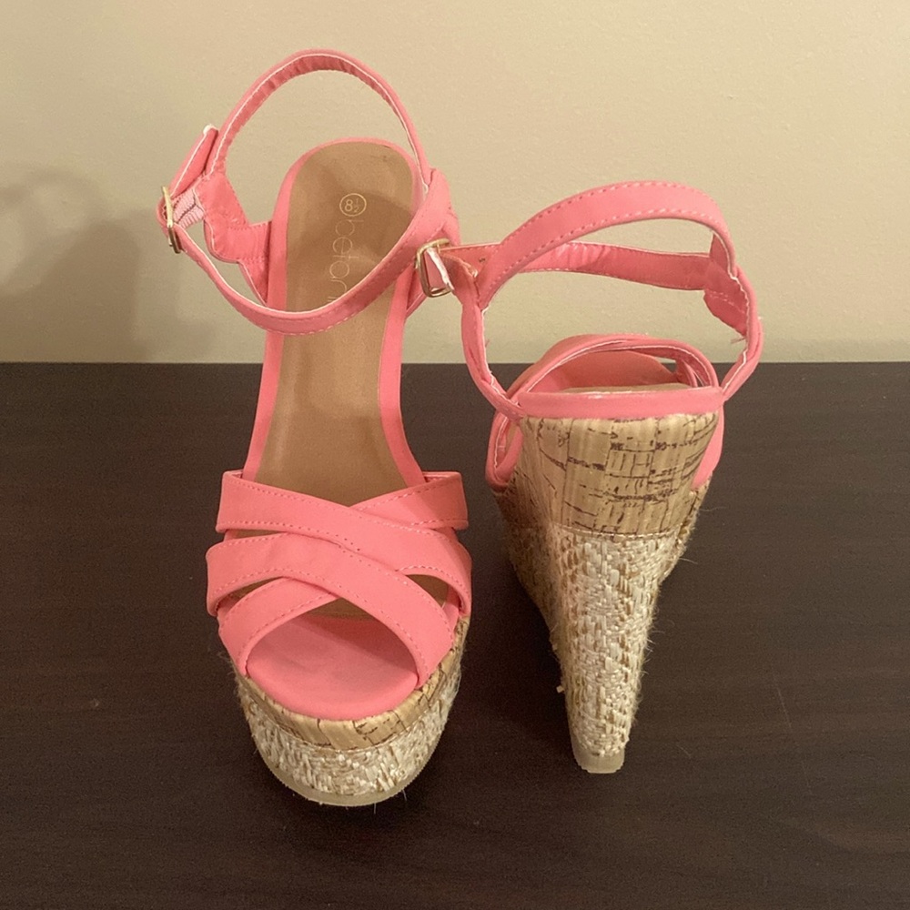Coral wedges